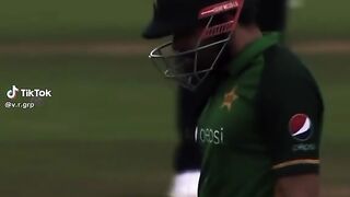 Babar Azam cover drive ????