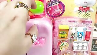 Satisfying with Unboxing Barbie