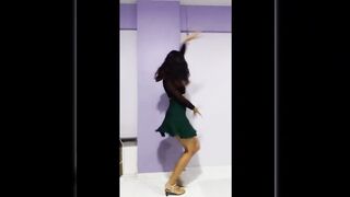 Indian Girl Shreya Maste Dance