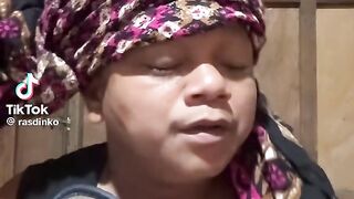Verry funny singer