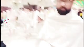 UMRAH PRAYING
