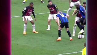 Lamine Yamal cetak gol penuh kelas