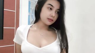 Beautiful Girl's