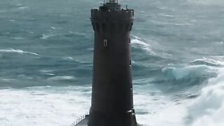 Scary! The power of the ocean