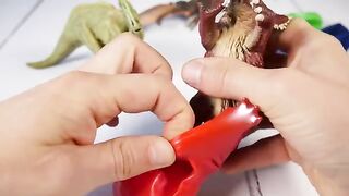 How to Make Dinosaur ice Eggs