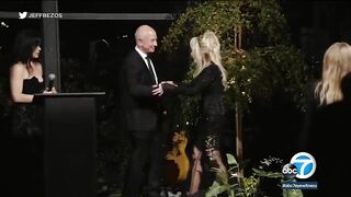 Jeff Bezos awards $100 million to Dolly Parton to donate to charities of her choice