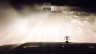 عمالقه اشعر
