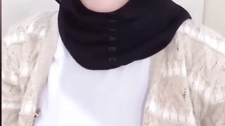 hijabers susu montok