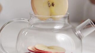 Viral fruit cutting