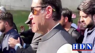 عمران خان کے بیٹوں کو والد کی رہائی کی مہم کے لیے کیوں سامنے آنا پڑا؟