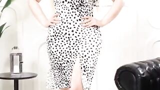 Women's dress