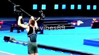 Man Digs Like a Machine!