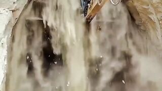 India Dubai underwater tunnel