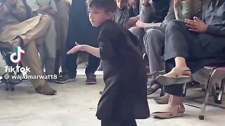 Mast dance video