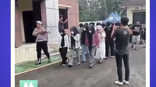 Kelulusan jaman sekarang yang gila