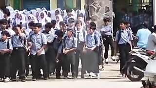 KEBIJAKAN KANG DEDI MULYADI SEKOLAH TANPA MOTOR
