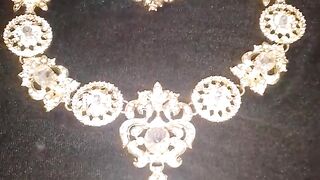 مجوهرات للبيع