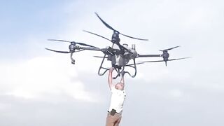ড্রোন ক্যামেরার মাধ্যমে হজ