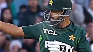 Abdullah Shafiq batting