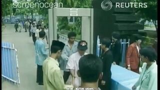 kunjungan Presiden Gusdur di Bangkalan (Madura) Bangkalan - 10 Maret 2001