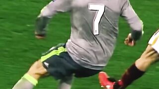 The Ronaldo is Best flying