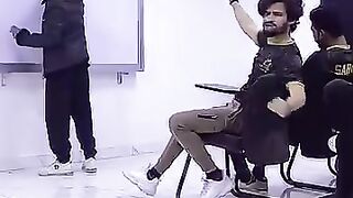 Oye  parho to aisy