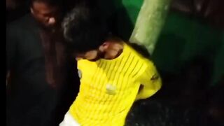 ধরা খেয়ে চোরের অবস্থা দেখুন