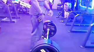 215kg para 3 reps @6/7