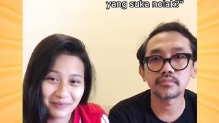 Follow dan temukan sisi gokil dari humor tersaji
