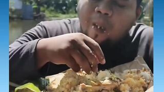 Moments Lucu Gagal Mukbang