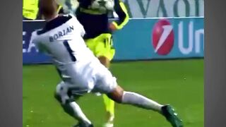 Best Goal Mesut Ozil ???? #sports_news