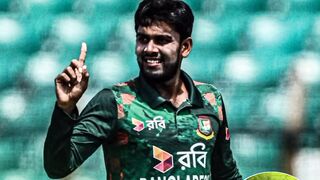 পিএসএল খেলতে চারদিনের ছাড়পত্র পেলেন মিরাজ