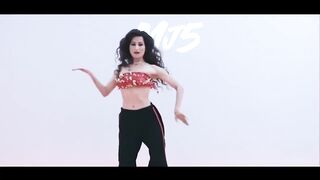 Indian Girl Noorin Sha Dance