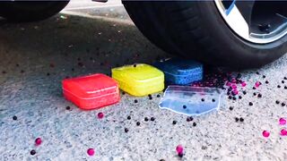 Carro vs. Coisas Crocantes e Macias! Experimentos Esmagando Carro! Carro vs. Sprite, Coca-Cola, Fanta, Mnt Dew