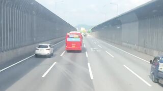 Korean bus