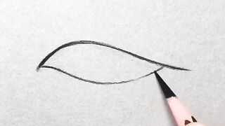 Eyes super sketching pencils