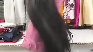 Bun of long hairs