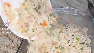 Let's make chicken fried rice