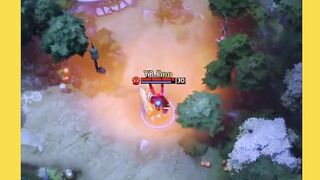 Emo main Ember Spirit? Udah kayak sulap! Digank rame-rame? Eh, dia malah nyelip kayak angin!