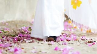 মন শুধু মন ছুঁয়েছে