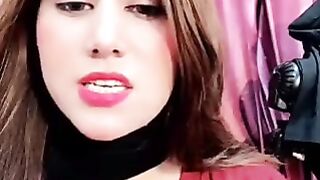 Kaise Bataun Tujhe Kitna Mohabbat karti ho
