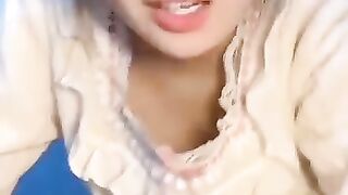 livecutehotprettyasiangirl19