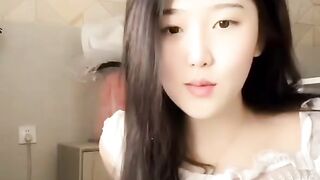 liveprettycuteasiangirl31