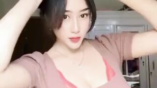 pink nya keliatan