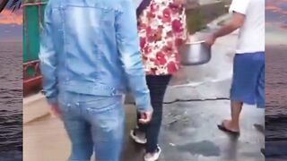 Numpang kencing? Dikiranya rumah orang toilet umum ????????  Udah salah, ngotot pula… maling kok galak ????‍????