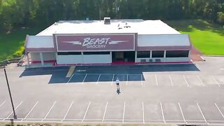 $10,000 Every Day You Survive In A Grocery Store 5