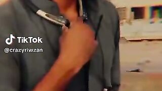 Munafon Ke Liye video