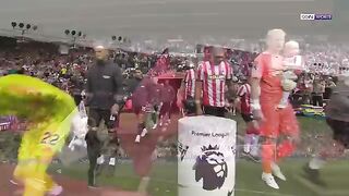 ملخص مبارة ساوثهامبتون وآرسنال  - プレミアリーグ決勝戦、サウサンプトン対アーセナルの試合概要