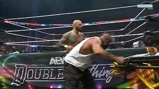 Ricochet no tuvo piedad y reventó a Briscoe