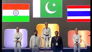 Asian Jujitsu Championship, Pakistan's Bano Kausar wins gold medal by defeating Indian opponent